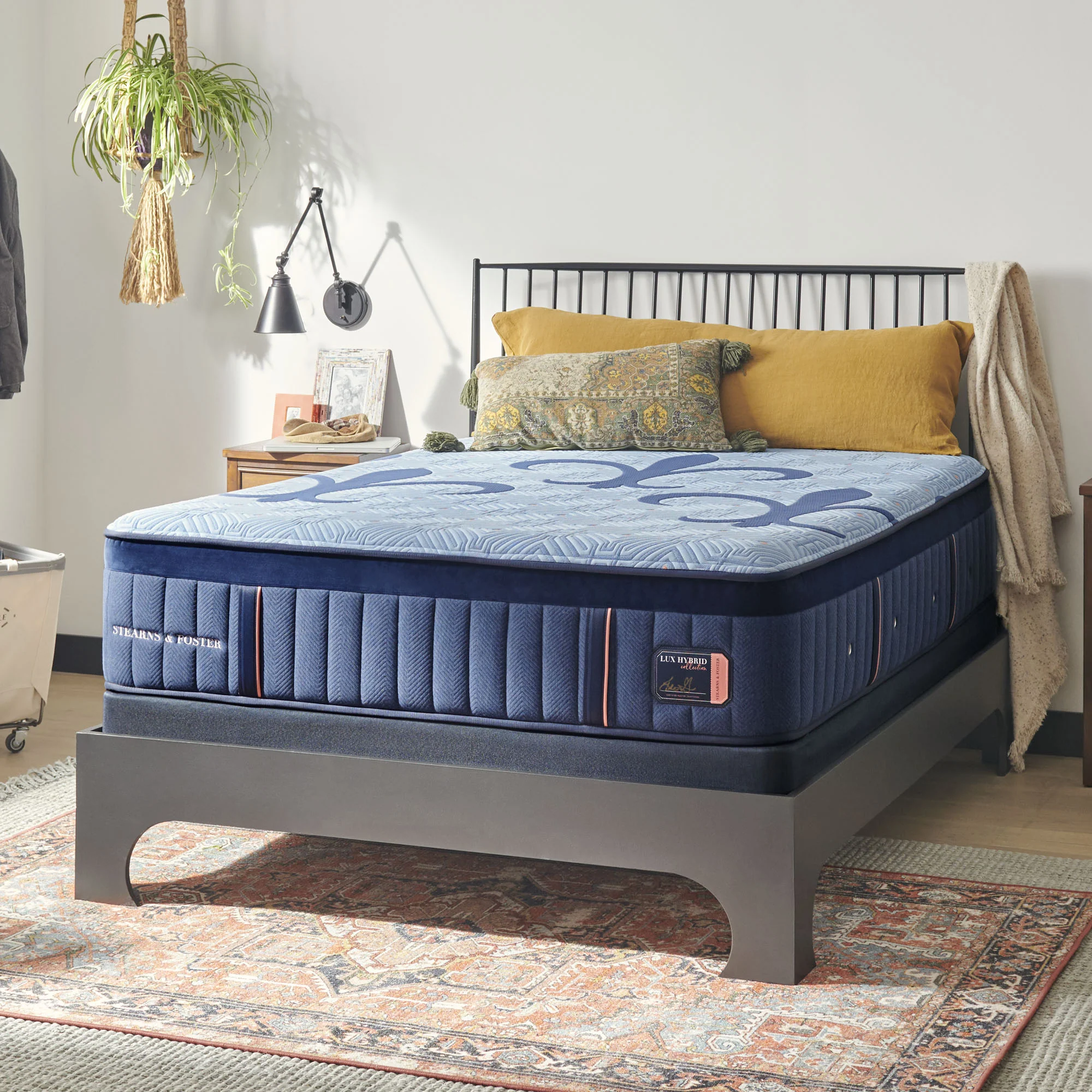 Stearns & Foster Lux Hybrid Elite Firm - Image 9